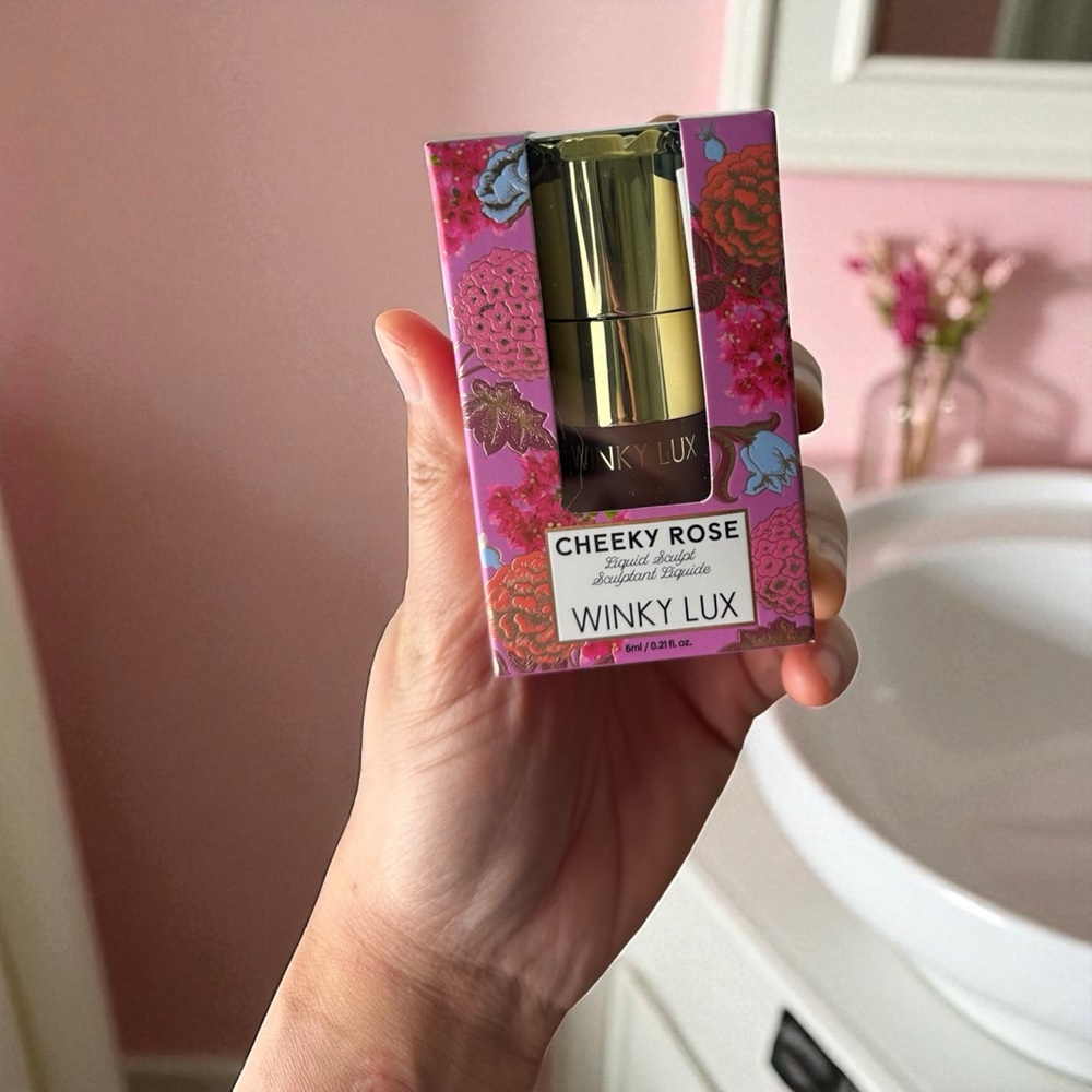 WINKY LUX Cheeky Rose Liquid Sculpt